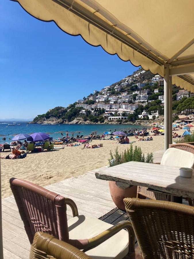 Appartement Duplex Rosas Avec Terrasse Magnifique Jacuzzi Vue Mer מראה חיצוני תמונה