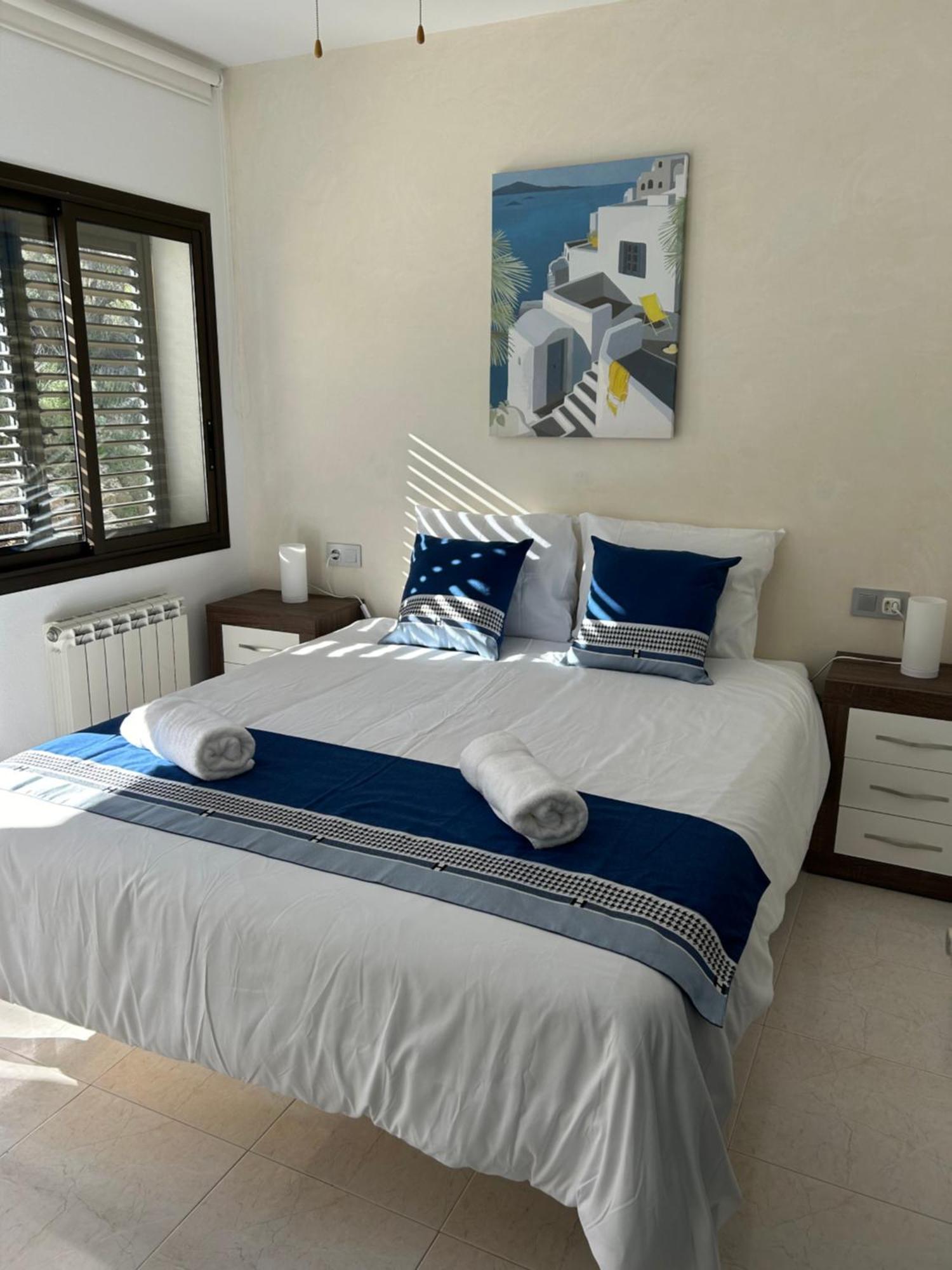 Appartement Duplex Rosas Avec Terrasse Magnifique Jacuzzi Vue Mer מראה חיצוני תמונה