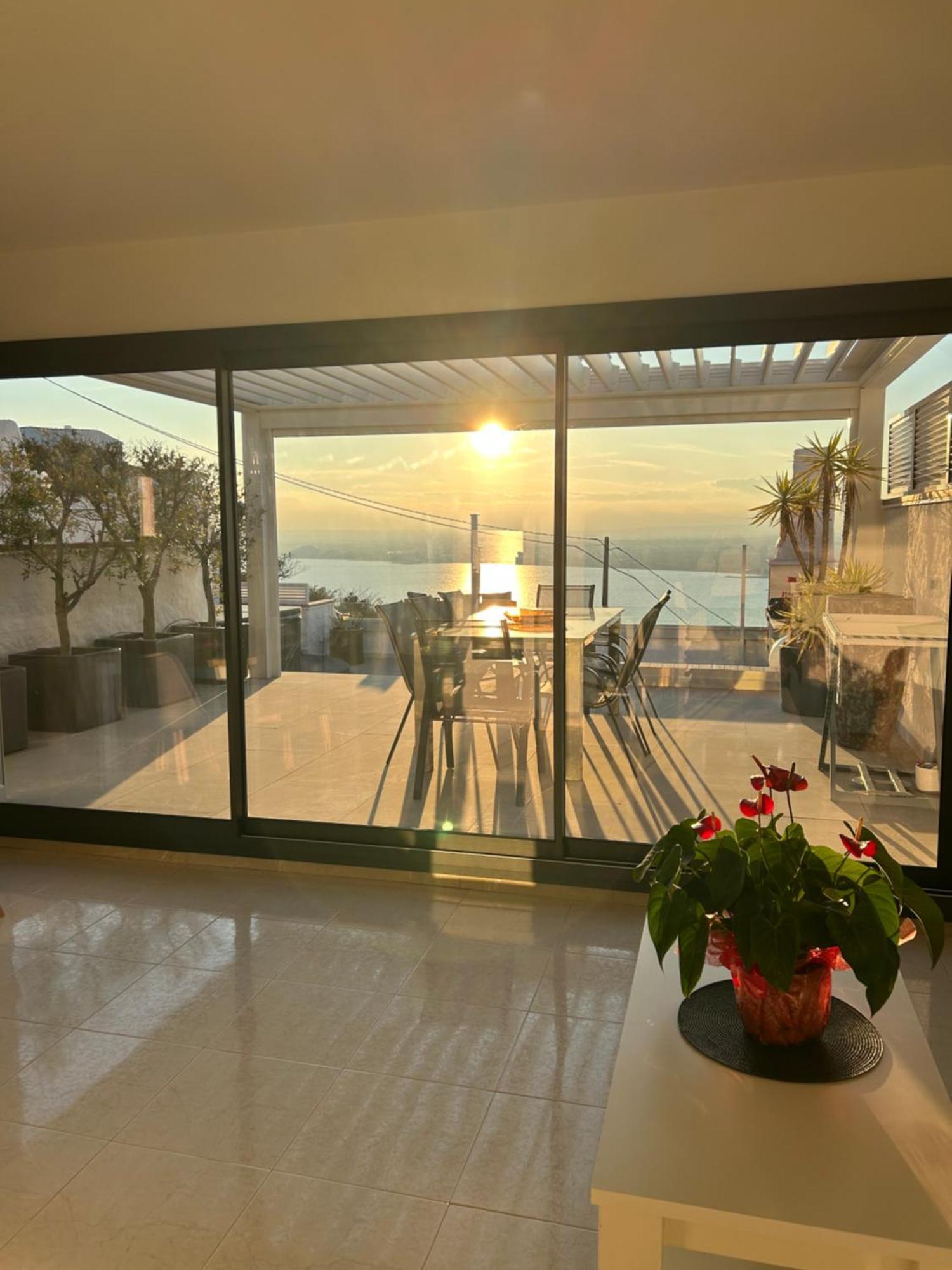 Appartement Duplex Rosas Avec Terrasse Magnifique Jacuzzi Vue Mer מראה חיצוני תמונה