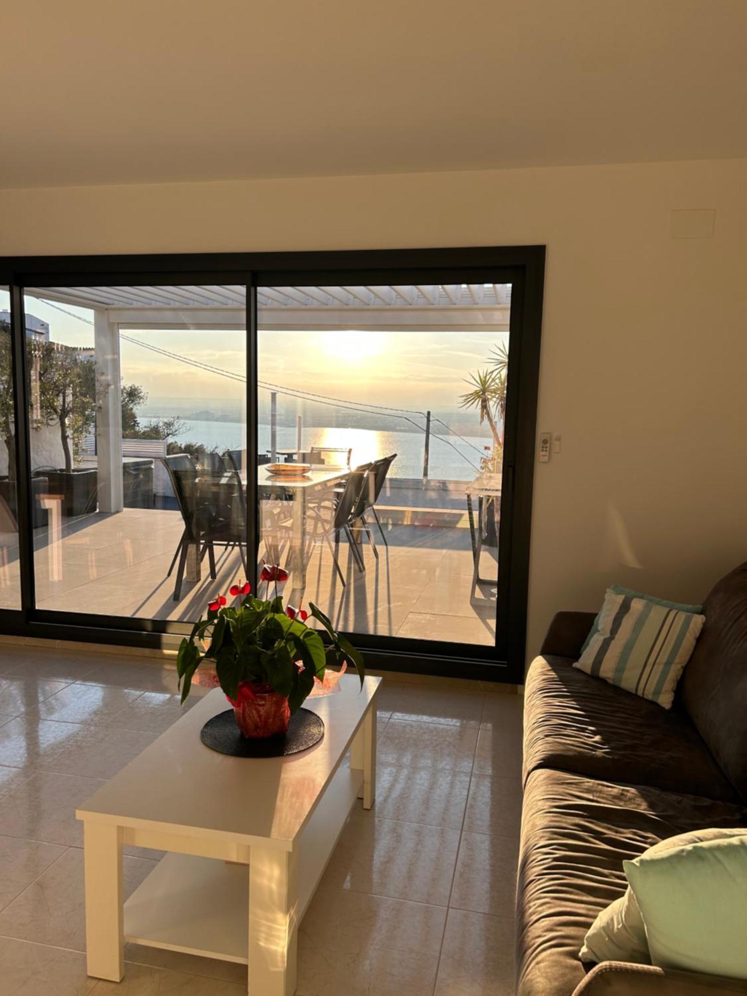 Appartement Duplex Rosas Avec Terrasse Magnifique Jacuzzi Vue Mer מראה חיצוני תמונה